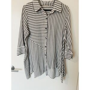 Soft Surroundings Asymmetrical Tunic Gray Stripe Lagenlook Buttons Petite Medium